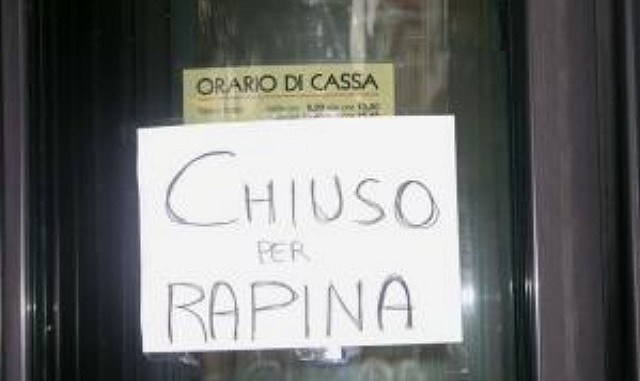 Rapina alle poste di San Venanzo, si erano finti finanzieri, bottino 15mila euro