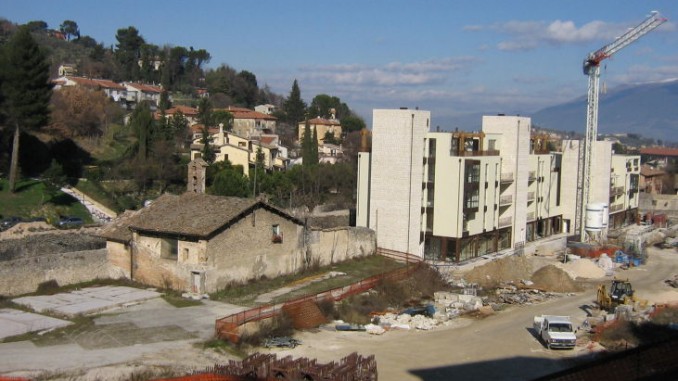 Ecomostro Spoleto, M5S: "Chi tutela i cittadini?"