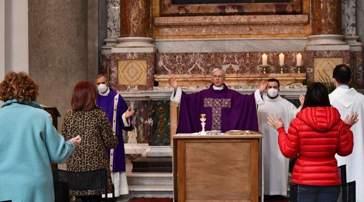 Preghiera per chiedere a Dio la liberazione da ogni male e dalla pandemia