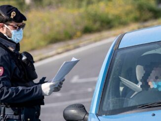 Per uno straniero positivo al covid reato di epidemia era in giro in auto
