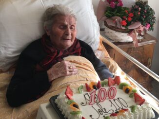 Viola Giorgetti ex staffetta partigiana compie 100 anni