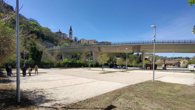 Spoleto, inaugurate aree camper e 43 piazzole, 18 in via del Tiro a Segno e 25 in via Fratelli Cervi per un costo di circa € 130.000