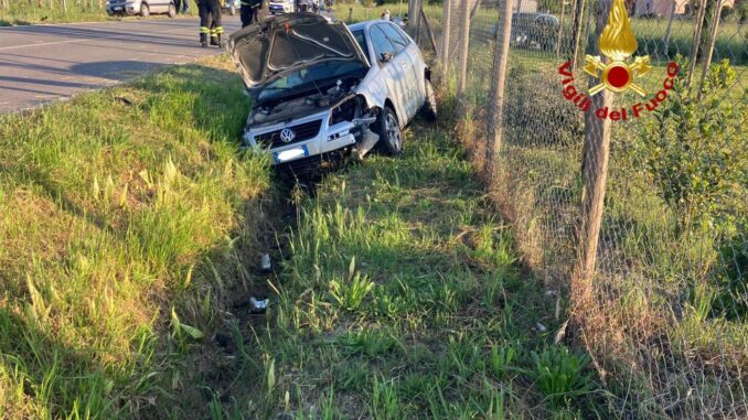 Cinque feriti tutti estratti da 2 auto coinvolte nell’incidente di Spoleto