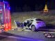 Incidente nella notte, auto contromano, frontale con furgone muore 26enne