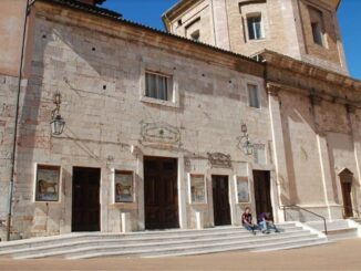 “Il Cardinale Lambertini”, la Filodrammatica Umbra al Caio Melisso