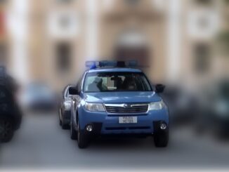 Rapina aggravata e lesioni personali, quattro ragazzi ai domiciliari