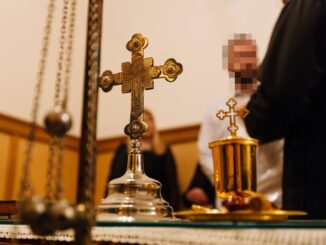 Arcivescovo di Spoleto scomunica un falso prete: un atto senza precedenti