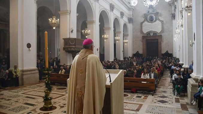 Pasqua a Spoleto: l'Arcivescovo Boccardo invita alla fedeltà e alla speranza