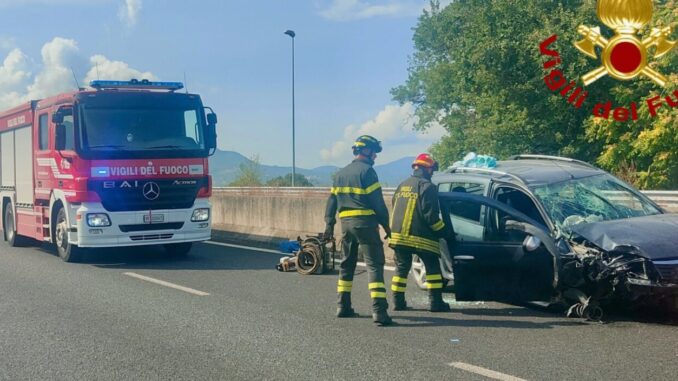 Incidente Stradale a Spoleto: Cinque Feriti sulla SS 3 Flaminia