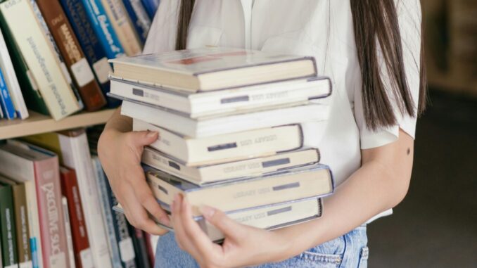 Contributo libri di testo 2025/2026, domande a Spoleto