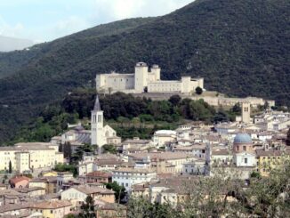 Manutenzione settimanale a Spoleto: verde pubblico, strade cimiteri