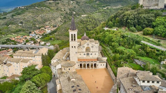 Spoleto: l’Arcivescovo avvia l’Anno Giubilare