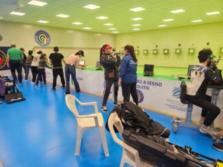 La sezione tiro a segno vincitrice del Premio "Estra per lo Sport"