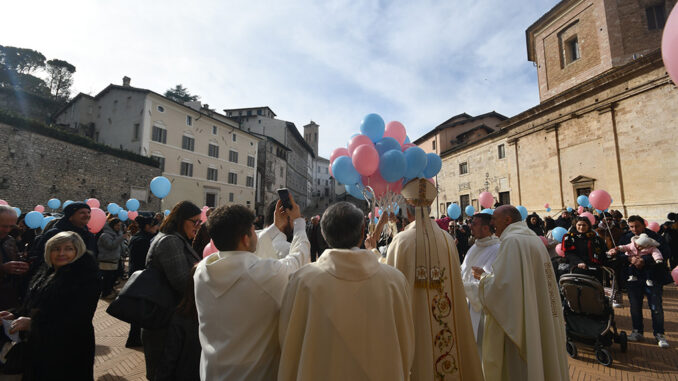 Spoleto: celebrata la Messa per i nati nell’anno 2024
