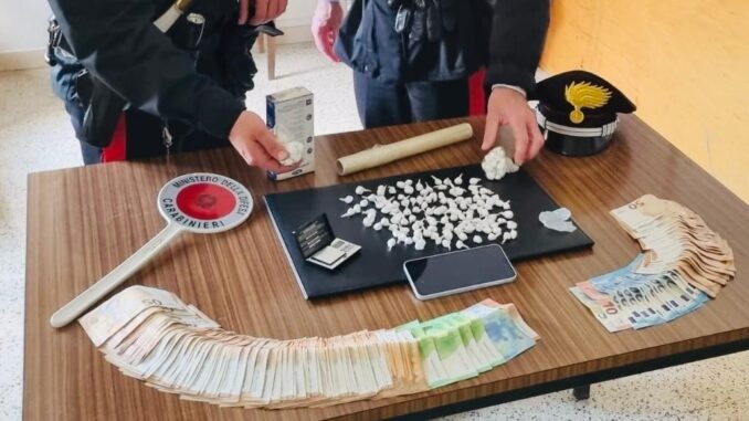 Spoleto, 23enne arrestato con oltre 170 dosi di cocaina
