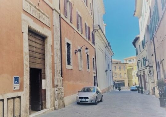 Gip Spoleto conferma l’arresto e dispone il braccialetto
