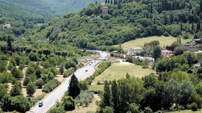 Spoleto, completata la nuova rotatoria all’ingresso sud