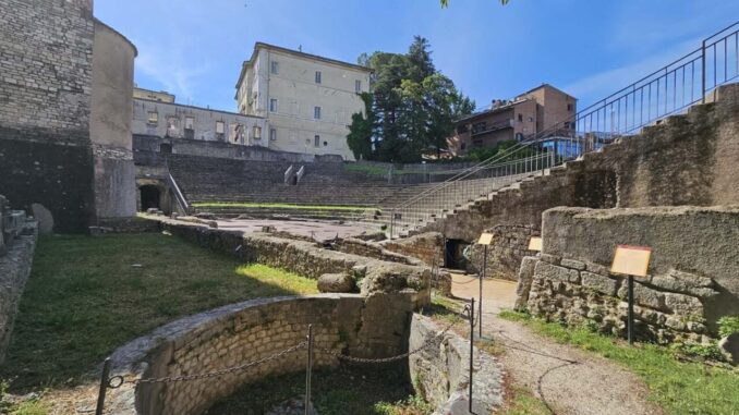 Visite dietro le quinte al Teatro Romano di Spoleto