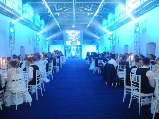 Ciak Gran Ballo a Spoleto tra valzer, black & white e Hollywood style