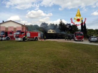 Incendio piazza d’Armi, accorgimenti cautelativi per popolazione