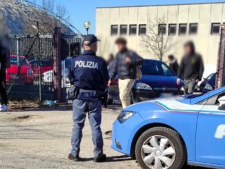 Controlli Polizia nelle scuole, a partire dalle prime ore del mattino