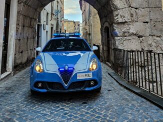 Affitta un appartamento e lo concede in sublocazione ad un cittadino irregolare